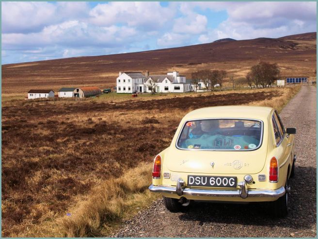 Garvault House with Tim Moore's MGC GT